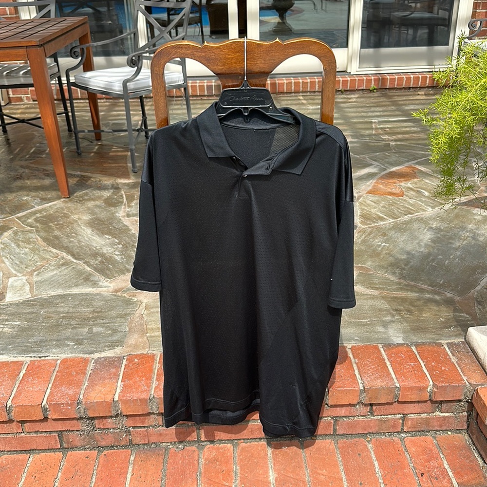 XL Nike golf shirt